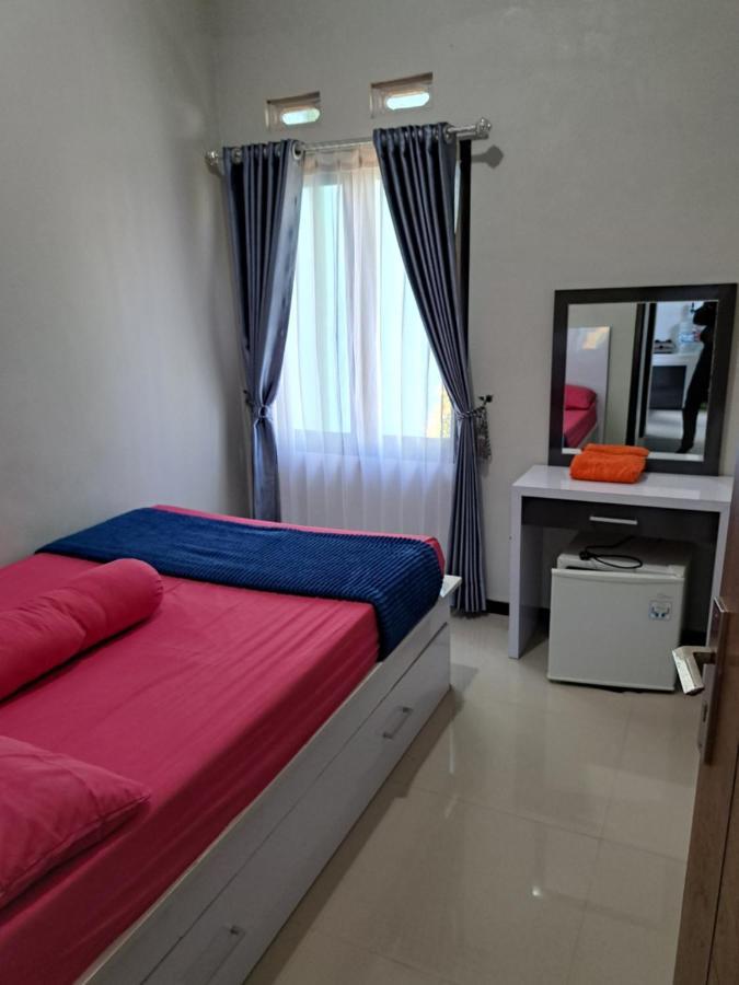 Villa petit Tour Batu  Esterno foto